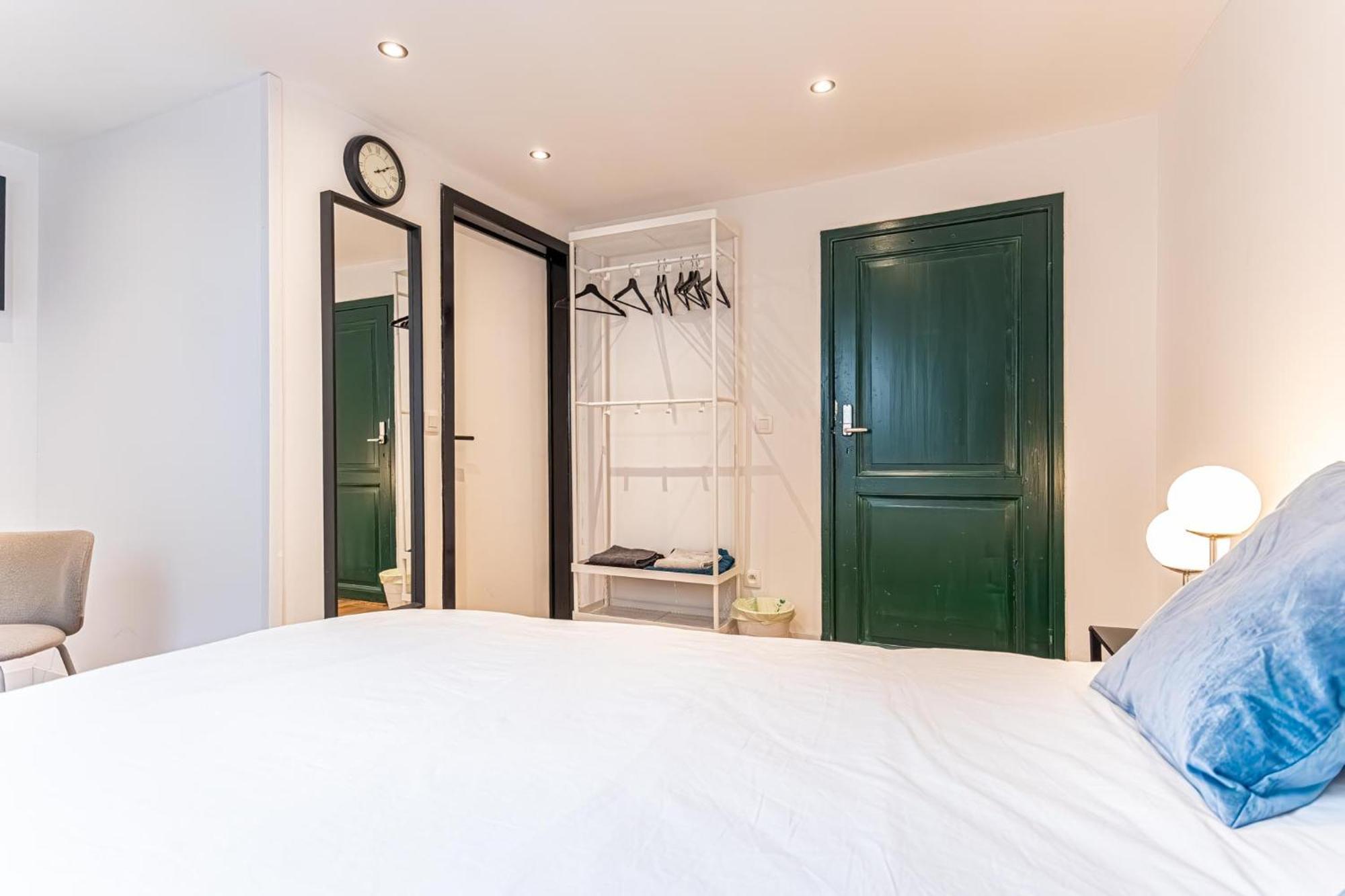 Spacious Shared 5Br Apt In The Heart Of Gent Exterior photo